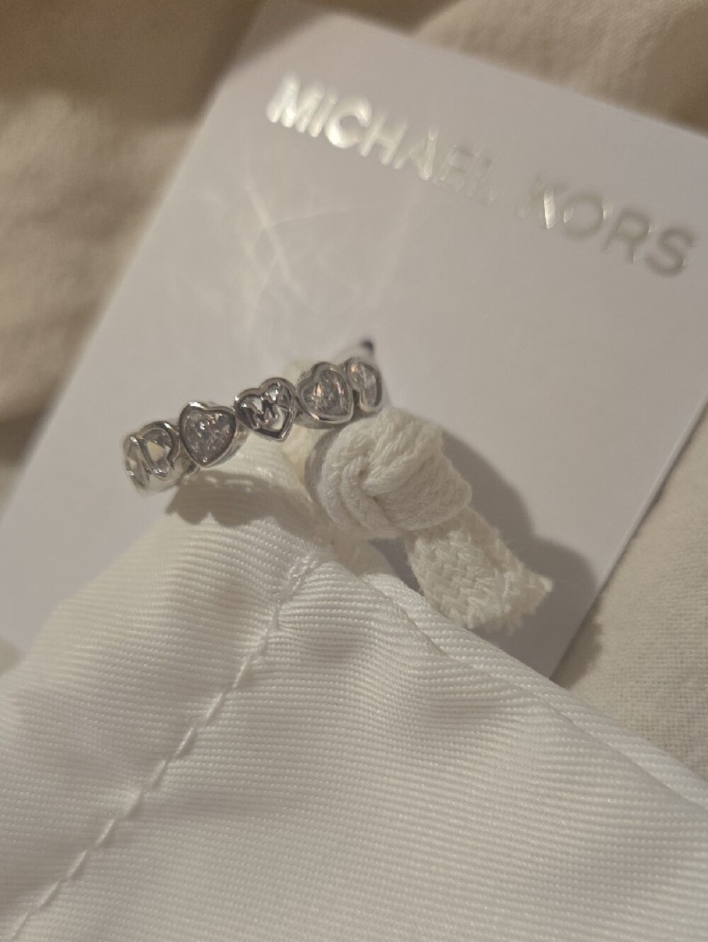 Michael Kors Heart Ring Size 8 - Picture 2 of 5